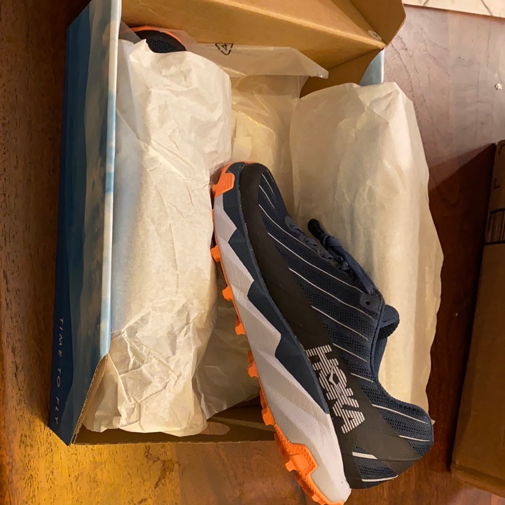Great HOKA running sneakers!